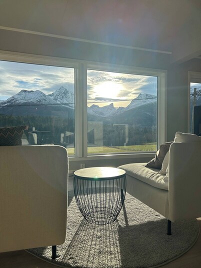 Beautiful Villa in Isfjorde