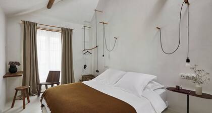 Marvelous bed & breakfast in charming Pommard surrounded by vineyards