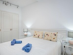 House, 2 Bedrooms, Terrace | 2 bedrooms - Global Jardines del Mar 5145 (Marbella)