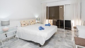 House, 2 Bedrooms, Terrace - Global Jardines del Mar 5145 (Marbella)