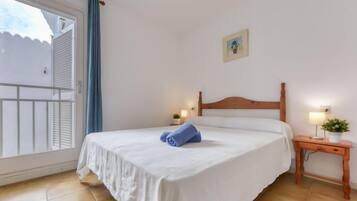 House, 3 Bedrooms, Terrace | 3 bedrooms