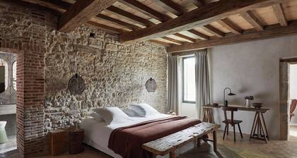 Charming bed & breakfast room in marvelous Pommard surrounded by vineyards
