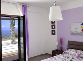 舒适客房 | 遮光窗帘、隔音、熨斗/熨衣板、免费 WiFi