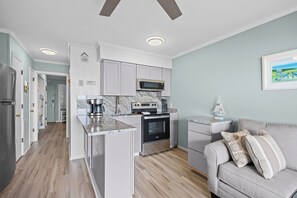 Fridge, microwave, oven, stovetop - Sea Cabin Resort Sleeps 4 Private Balcony the Perfect Small Family Getaway (North Myrtle Beach)