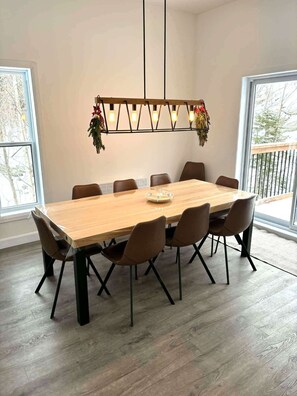 Dining - Spa & Breathtaking View | Le Dumont | Panorama (Saint-Philémon)