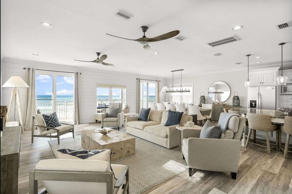 电视、DVD 播放器、立体声音响