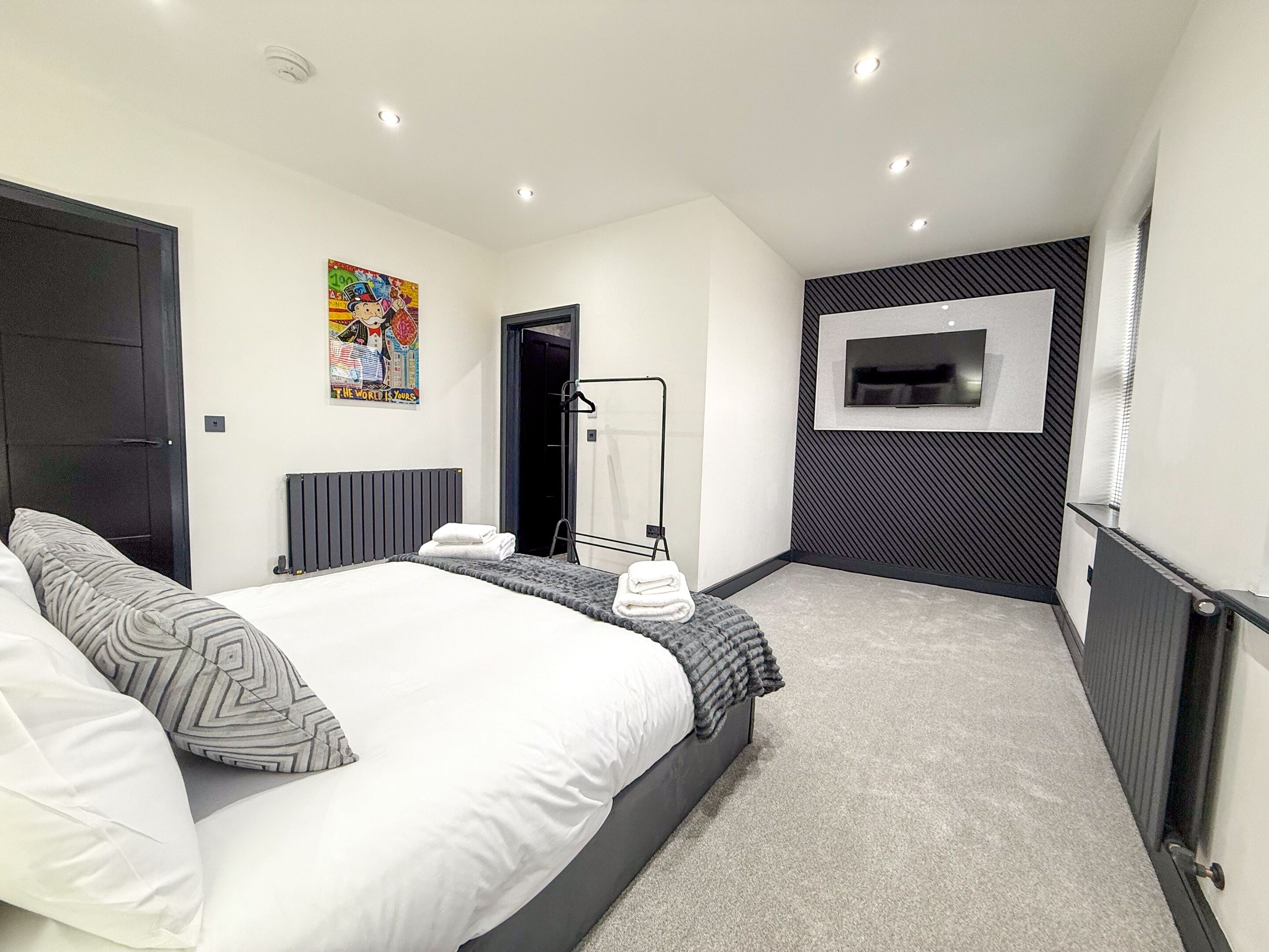 Luxury-Haus, mit Bad (Santi House) | 4 Schlafzimmer, Bügeleisen/Bügelbrett, kostenloses WLAN