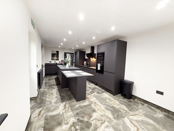 Casa de luxe, amb bany privat (Santi House) | Cuina compartida