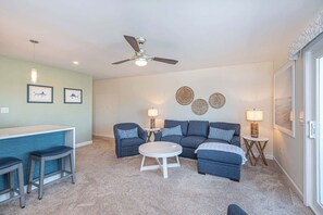 TV - "Marlin Sunset" - 11th/Bay, 2 BRs, sleeps 6 (Ocean City)