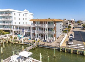 Exterior - "Marlin Sunset" - 11th/Bay, 2 BRs, sleeps 6 (Ocean City)