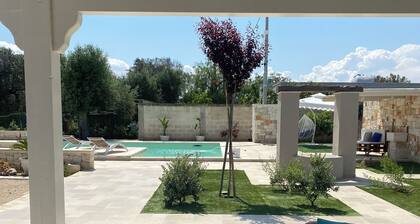 Villa Leone holiday house with pool