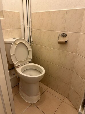 Handtücher, Toilettenpapier