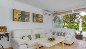 House, 4 Bedrooms, Terrace | Living area - Global Esencia de Jazmin 5272 (Marbella)