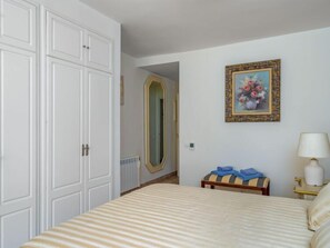 4 bedrooms