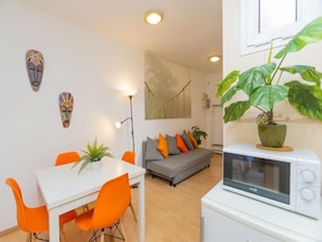House, 2 Bedrooms | Interior