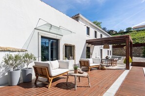 屋外ダイニングエリア