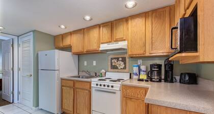 Colonial Crest Condo Unit #113