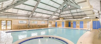 On-site Beach Access: Studio in Gulf Shores