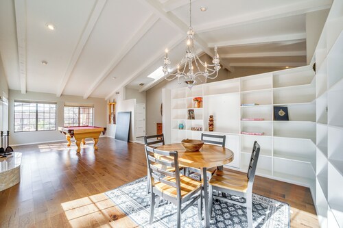 4 Mi to Uptown Sedona: Desert Home w/ Mtn Views!