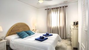 House, 3 Bedrooms, Terrace - Global L'alberca - By Global Rental Holidays 5503 (Denia)