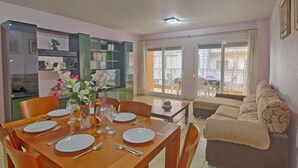 Maison, 5 chambres, terrasse | Intérieur