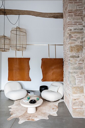 Charming room at bed & breakfast in Pommard sourrounded by vineyards