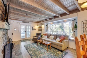 Cottage (3 Bedrooms) | Interior