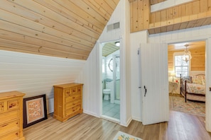 Cottage (3 Bedrooms) | Interior