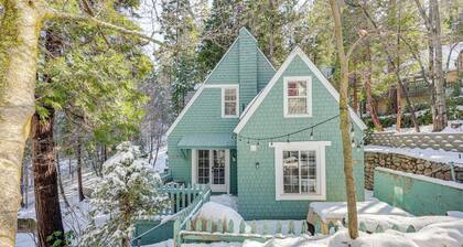 Walkable 'green Gables Cottage' in Lake Arrowhead