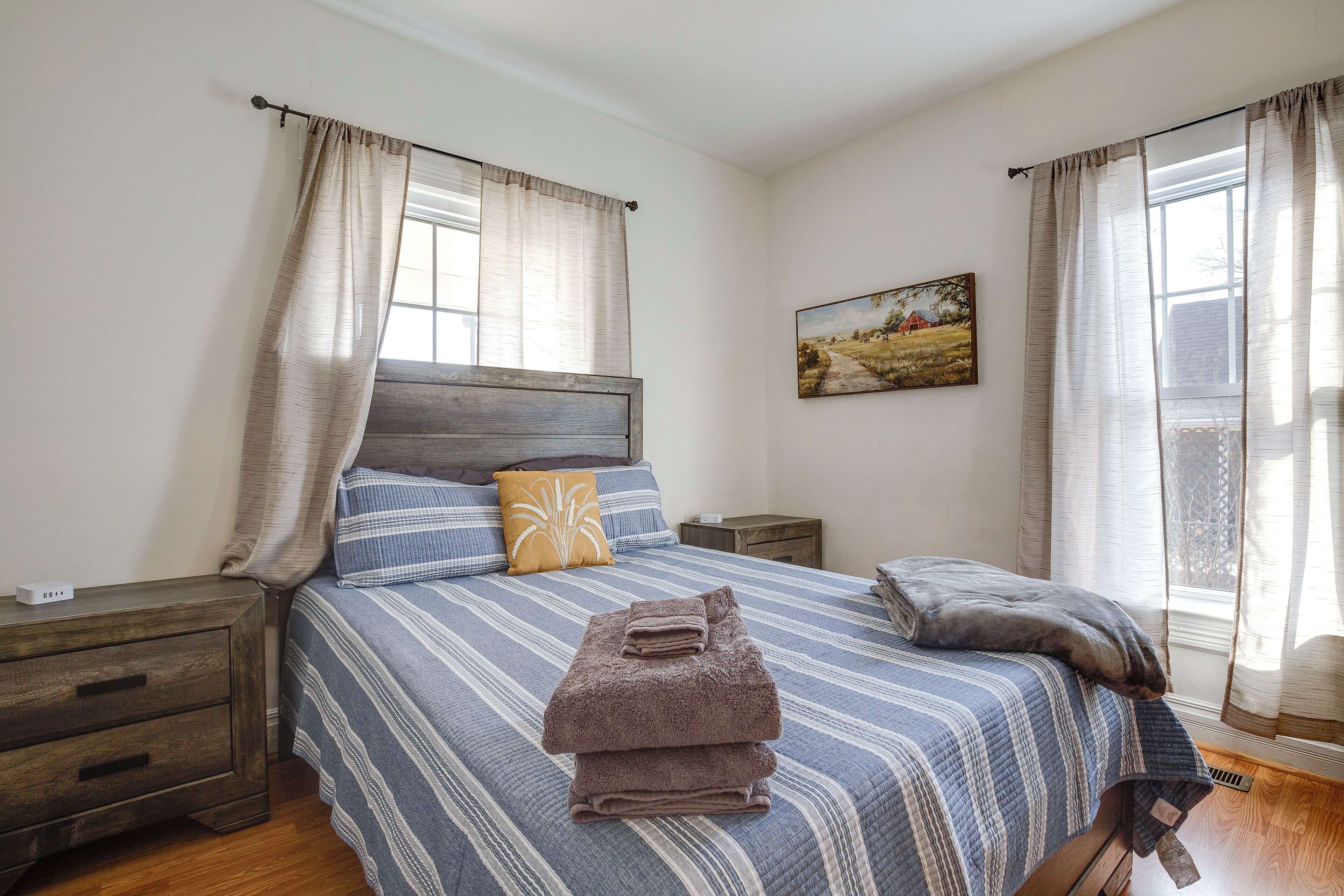 House (2 Bedrooms) | Interior