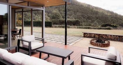 Woodbridge Hill Country Escape