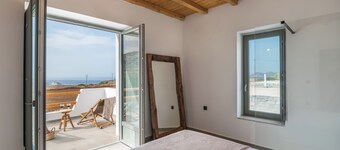 Rastoni Milos slow living home ,cosy two storey stone house sea view