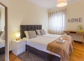 5 camere, ferro/asse da stiro, Wi-Fi, lenzuola