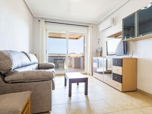 Maison, 3 chambres, terrasse | Coin séjour