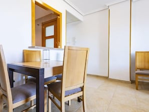 Hus - 3 sovrum - terrass | Restauranger