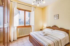 5 bedrooms, free WiFi, bed sheets - Home Boccaccio Terrace and Chianti View 1 (Montespertoli)