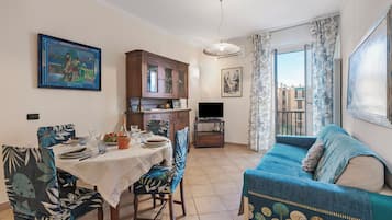 21-Zoll-Flachbildfernseher mit Satellitenempfang