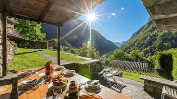 Family Chalet, Multiple Bedrooms, Mountainside (Rustico Over The Bridge Verzasca 2) | Outdoor dining