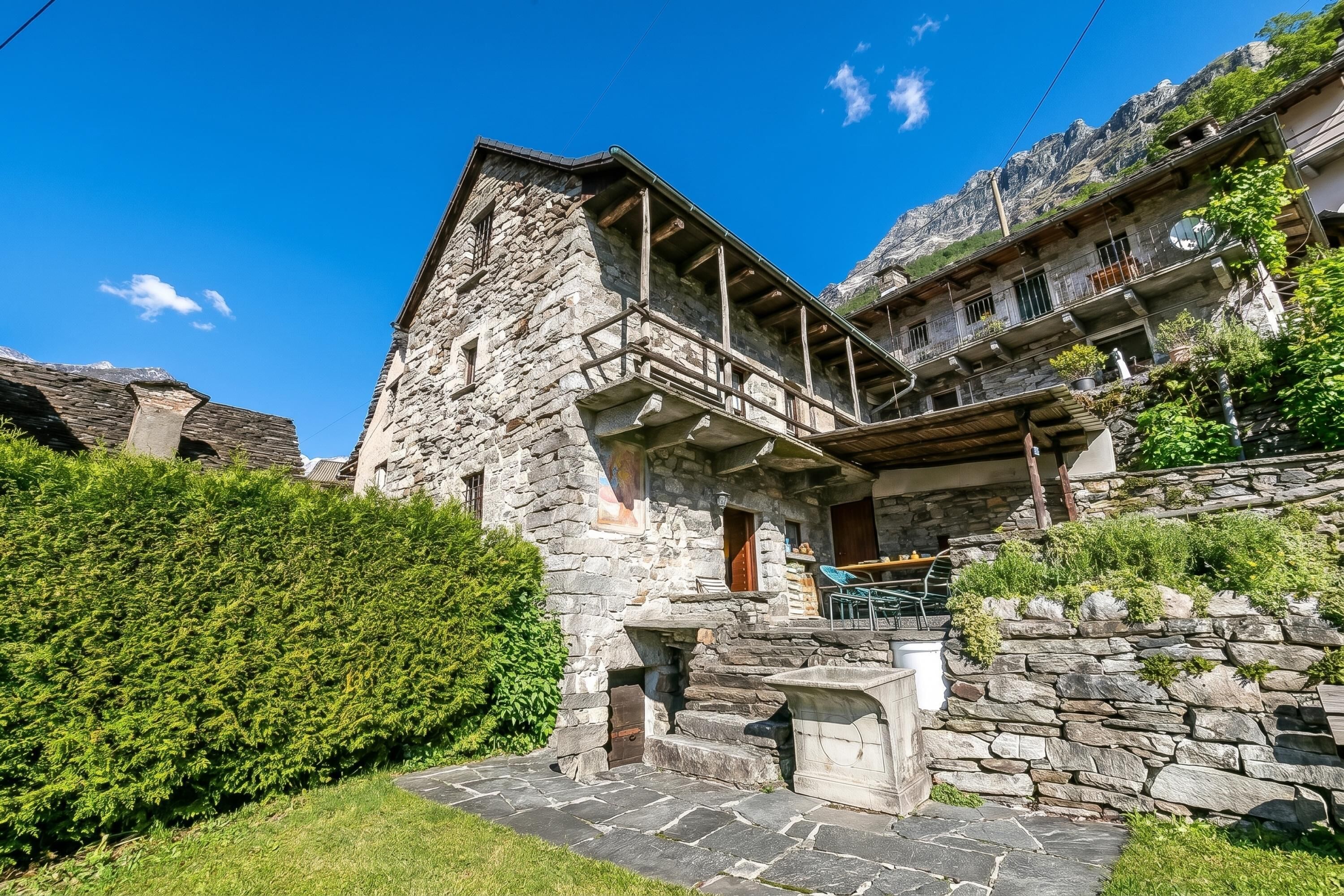 Family Chalet, Multiple Bedrooms, Mountainside (Rustico Over The Bridge Verzasca 2) | Exterior