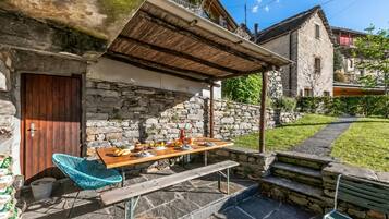 Family Chalet, Multiple Bedrooms, Mountainside (Rustico Over The Bridge Verzasca 2) | Outdoor dining
