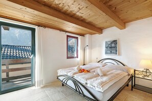 2 bedrooms, bed sheets - Rustico Paese Verzasca (Sonogno)