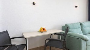 Unclassified image, 4 of 12, button - Global Miami Palace II 5616 (Mont-roig del Camp)