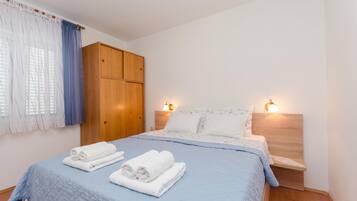 Family Apartment, 1 Bedroom, Balcony (Lopar Escape Apartment with Terrace) | 1 bedroom, WiFi