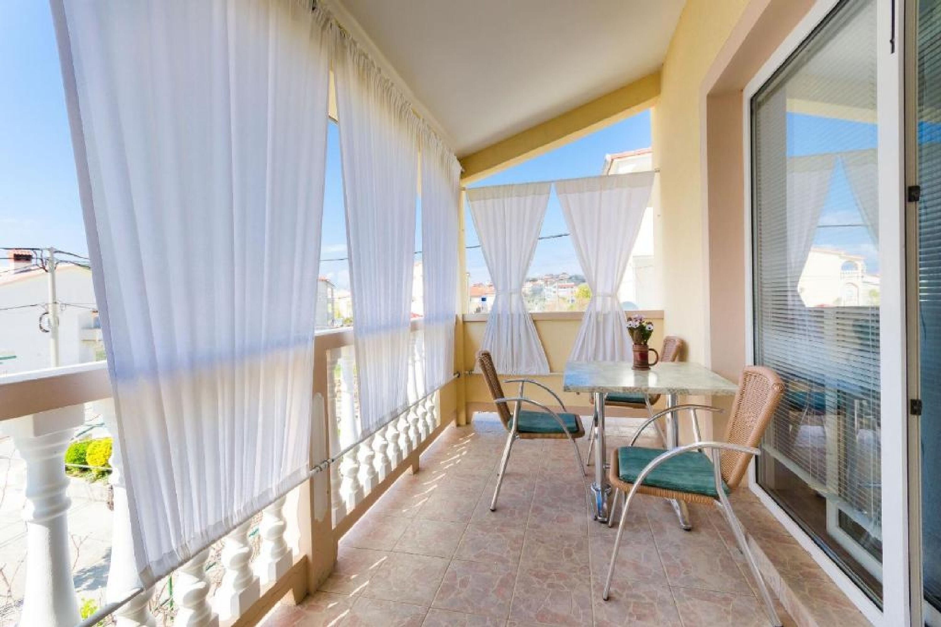 Appartement Familial, plusieurs chambres (Lopar Escape) | Balcon