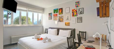 Family Apartment, Multiple Bedrooms, Mountainside (Casa Tecitt)