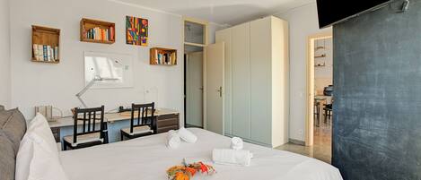 Family Apartment, Multiple Bedrooms, Mountainside (Casa Tecitt) | 1 bedroom, iron/ironing board, WiFi, bed sheets