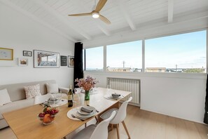 家庭公寓, 1 間臥室, 陽台 (Sky View Apartment Monopoli) | 用餐區