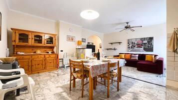 Family Apartment, 1 Bedroom, Balcony, Mountainside (La Pietra sul Mare Apartment with) | Dining