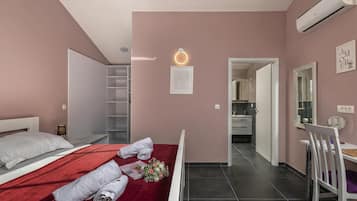 Family Apartment, 2 Bedrooms, 2 Bathrooms (Peaceful Istria - App Pius 2 - floor) | 2 bedrooms, WiFi