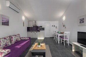 Family Apartment, Multiple Bedrooms, 2 Bathrooms (Peaceful Istria - App Pius 2 - floor) | Private kitchen